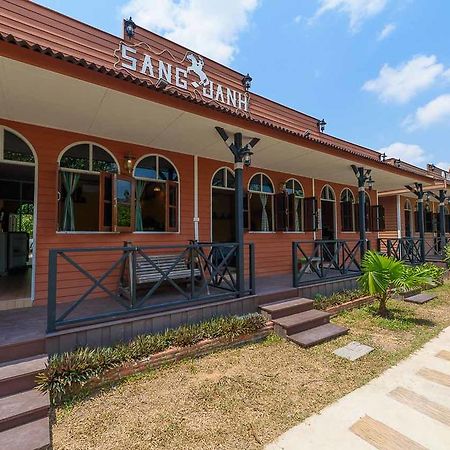 Cowboy Farm Resort Pattaya Ban Huai Yai Exterior photo