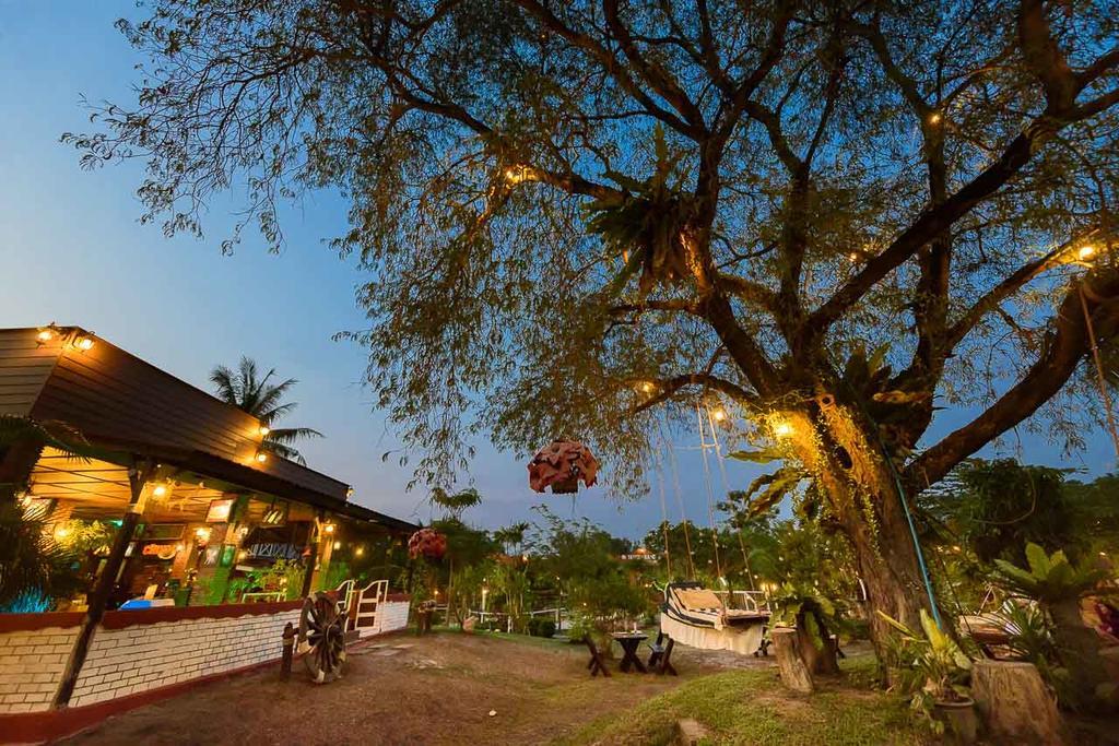 Cowboy Farm Resort Pattaya Ban Huai Yai Exterior photo